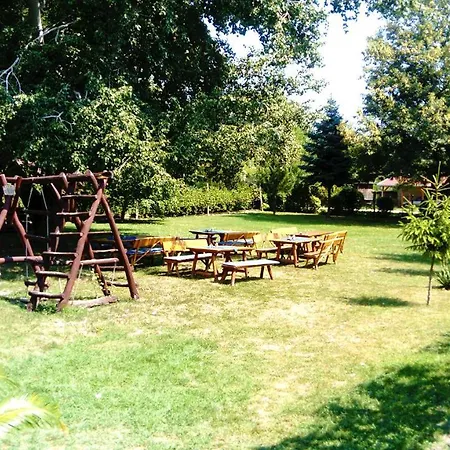 Tassi Halaszcsarda - Sueger Haz * Tass