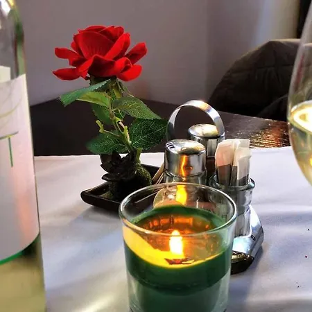 Tassi Halaszcsarda - Sueger Haz