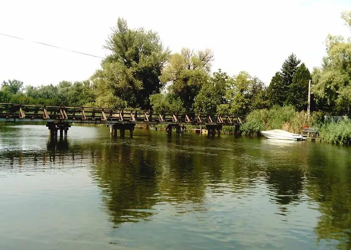 Tassi Halaszcsarda - Sueger Haz